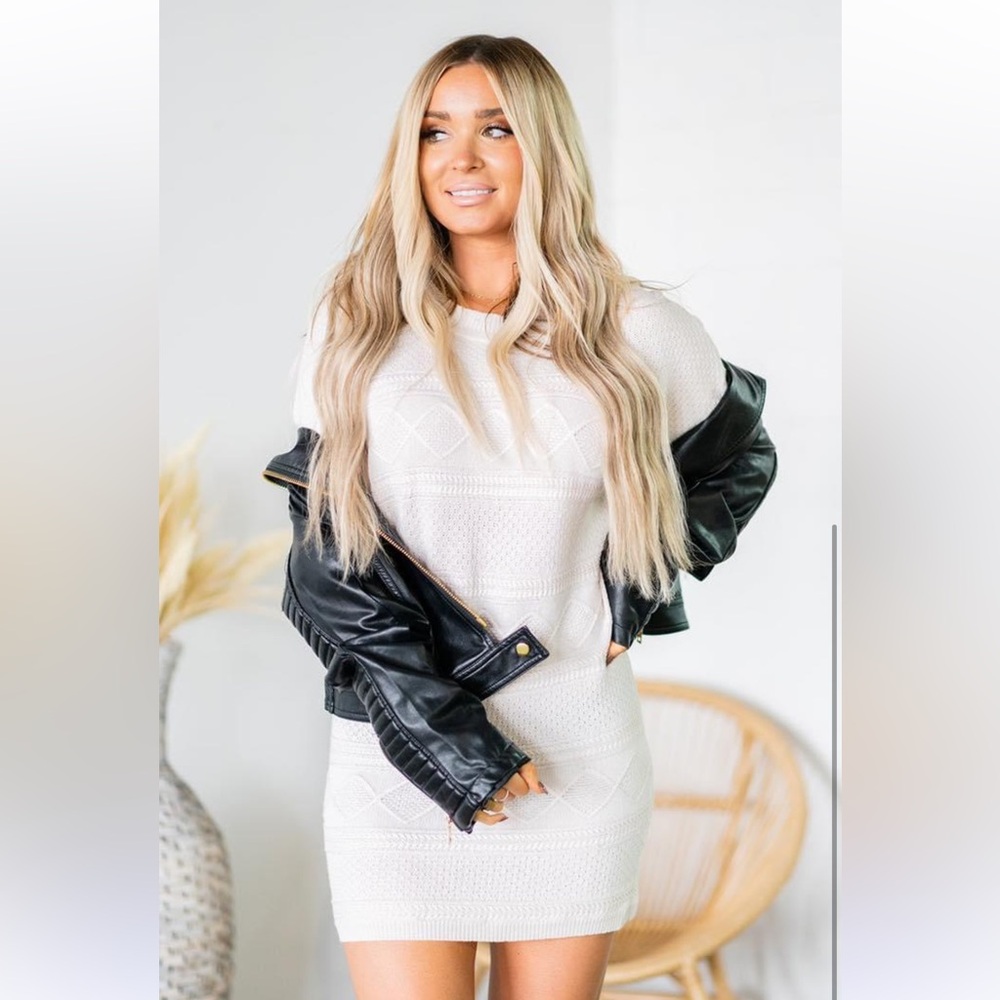 Promesa Dolly cable knit mini dress